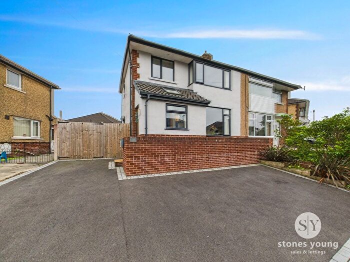 3 Bedroom Semi-Detached House For Sale In Langdale Road, Blackburn, BB2