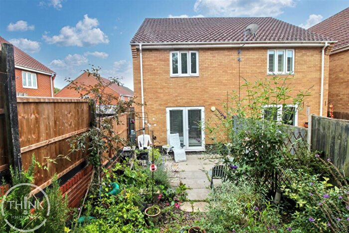 2 Bedroom Semi-Detached House For Sale In Elderflower Mews, Norwich, NR5