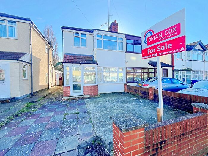 3 Bedroom Semi Detached House For Sale In Neal Avenue, Southall, UB1
