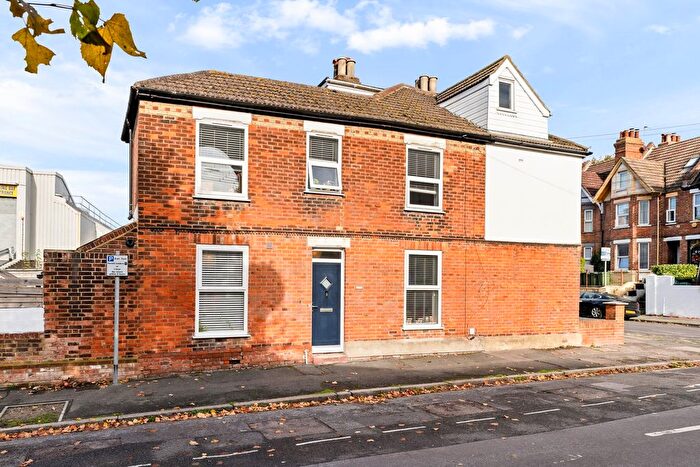 2 Bedroom Terraced House For Sale In Devon Road, Folkestone, CT19