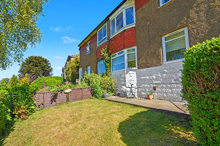 3 Bedroom Flat For Sale In Gladsmuir Road, Hillington, Glasgow, G52