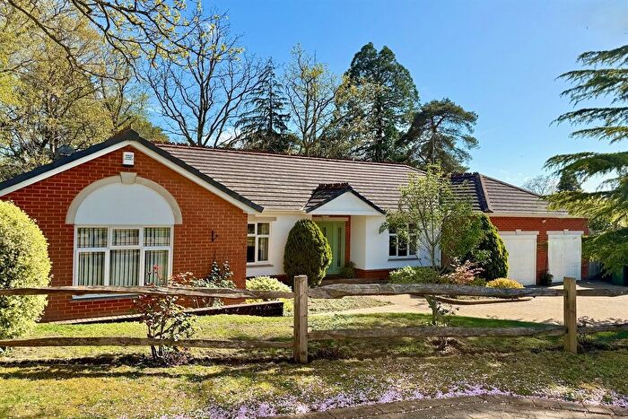 3 Bedroom Detached Bungalow For Sale In Chestnut Ridge, West Chiltington, West Sussex, RH20