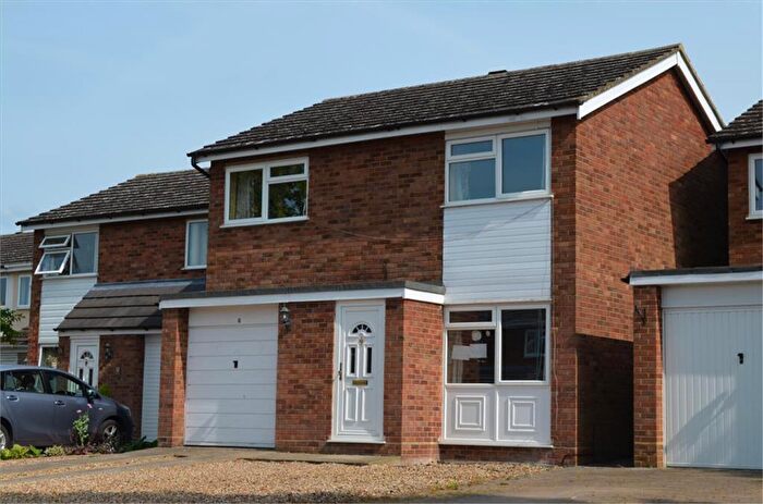 3 Bedroom Detached House To Rent In Cedar Close, Melbourn, Royston, SG8