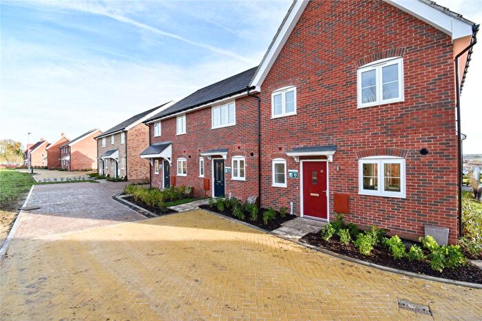 3 Bedroom End Of Terrace House To Rent In Coventry Drive, Bishop's Stortford, Hertfordshire, CM23