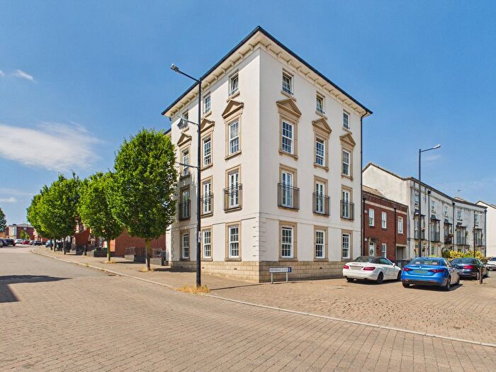 3 Bedroom Flat For Sale In Hallam Fields Road, Birstall, LE4