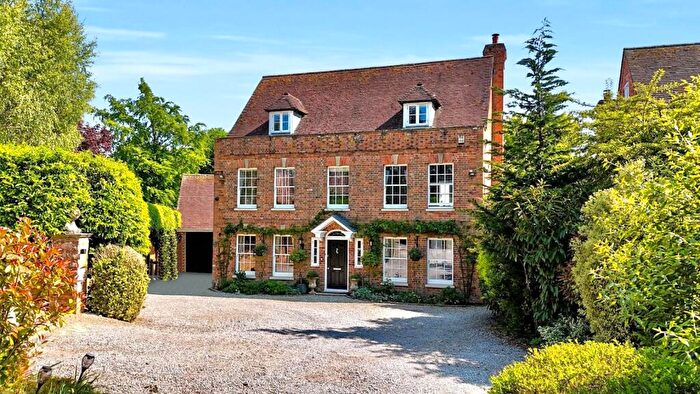 5 Bedroom Detached House For Sale In Whiteparish, Salisbury, Wiltshire, SP5