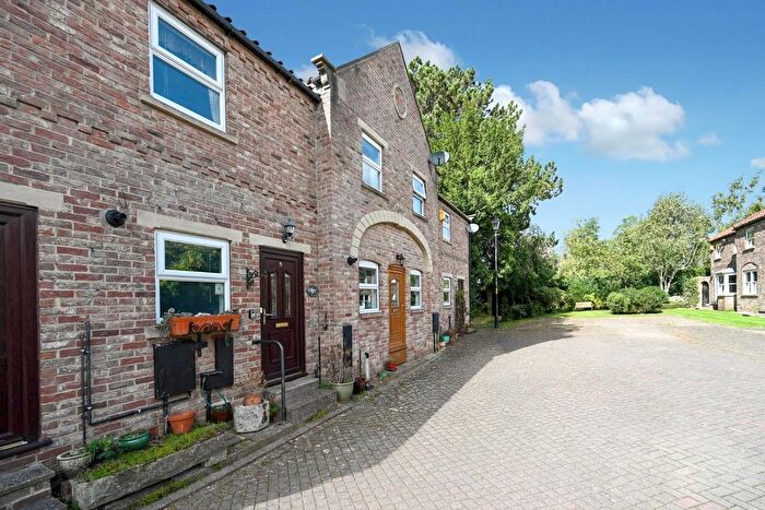 2 Bedroom Property For Sale In Park Street, Ripon, HG4