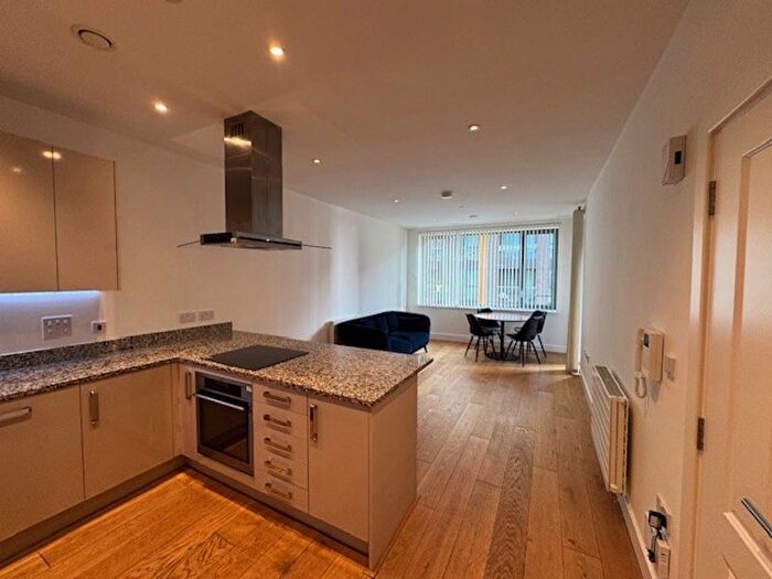 1 Bedroom Flat To Rent In Whitbread House, Charles Clowes Walk, SW11