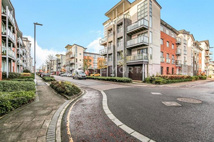 2 Bedroom Flat For Sale In Worsdell Drive, Gateshead, NE8