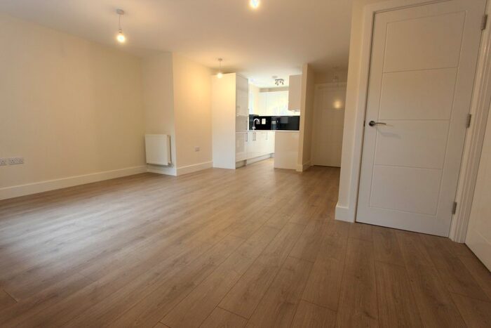 2 Bedroom Flat To Rent In Blake House, Peel Street, Maidstone, ME14