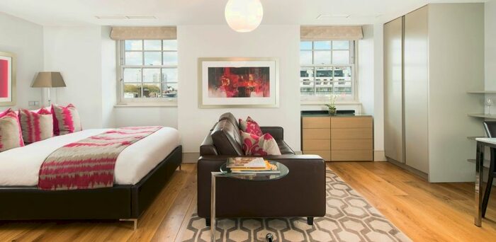 Studio To Rent In Bentinck Street, London, W1U