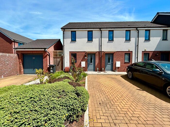 2 Bedroom End Of Terrace House For Sale In Channings Drive, Tithebarn, Exeter, EX1