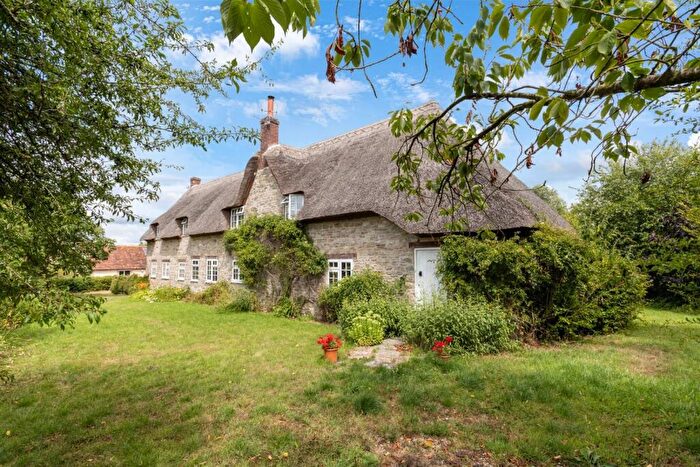 4 Bedroom Detached House For Sale In Boys Hill, Sherborne, DT9