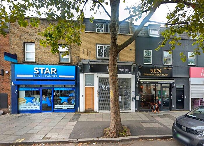 2 Bedroom Flat To Rent In Lower Road, Surrey Quays, London, SE16