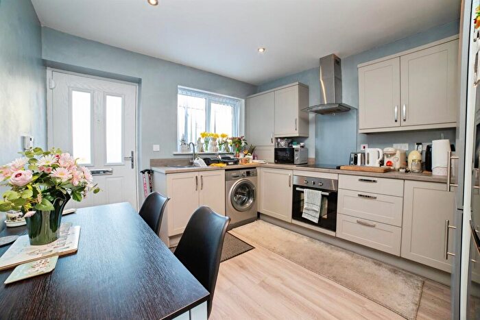 2 Bedroom Detached Bungalow For Sale In Egstow Street, Clay Cross, Chesterfield, S45