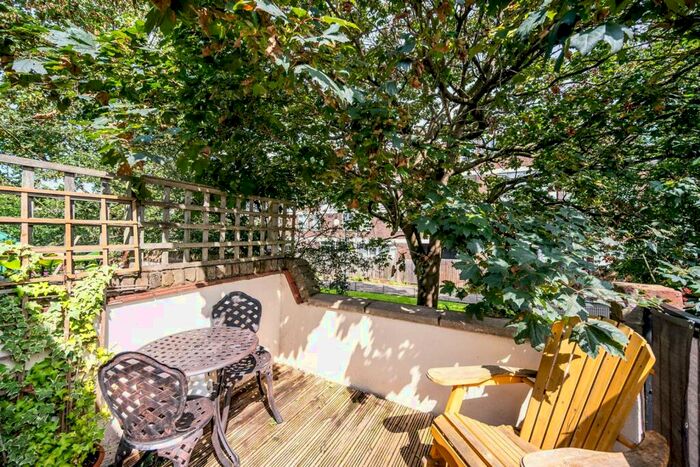 2 Bedroom Terraced House To Rent In Senrab Street, Whitechapel, London, E1