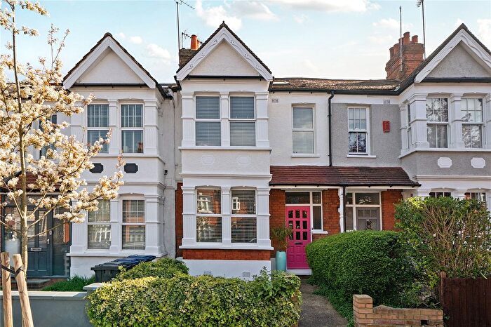 3 Bedroom Terraced House For Sale In Curzon Road, Ealing, W5