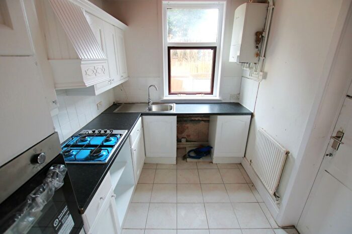 2 Bedroom Terraced House To Rent In Heys Lane, Blackburn, BB2