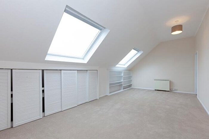 5 Bedroom Semi-Detached House To Rent In Nethercote Road, Tackley, OX5