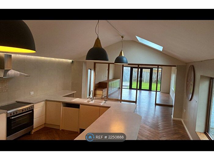 3 Bedroom Bungalow To Rent In Dodds Road, Attleborough, NR17