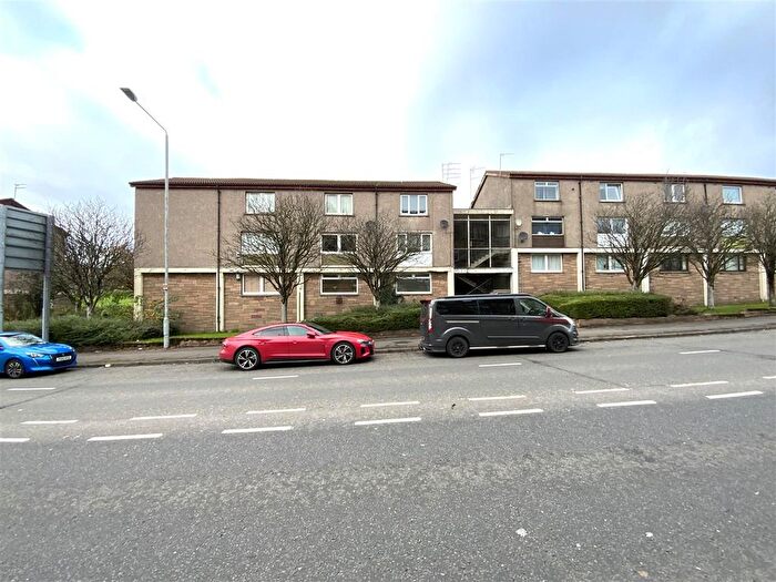 3 Bedroom Maisonette To Rent In Broomlands Street, Paisley, PA1