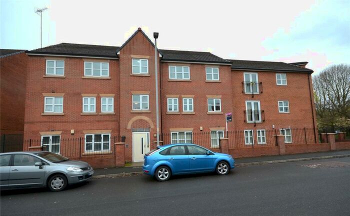 2 Bedroom Apartment To Rent In Silchester Drive, Monsall, Manchester, M40