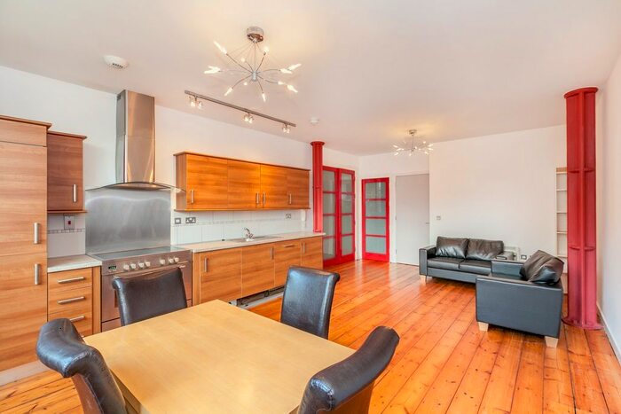 4 Bedroom Flat To Rent In Back Church Lane, Liverpool Street, E1