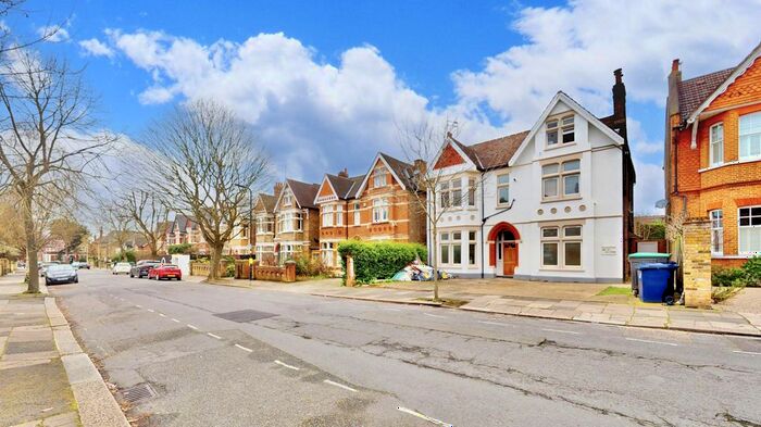 Studio To Rent In St. Leonards Road, Ealing, W13