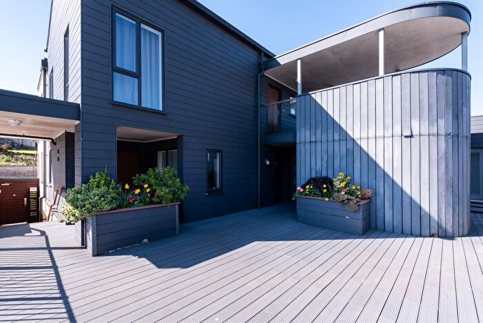 2 Bedroom Property To Rent In Crown Road, Bath, BA1