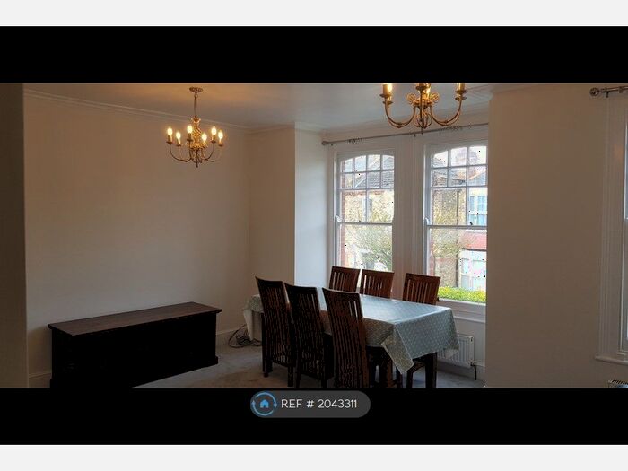 2 Bedroom Flat To Rent In Market Place, London, N2