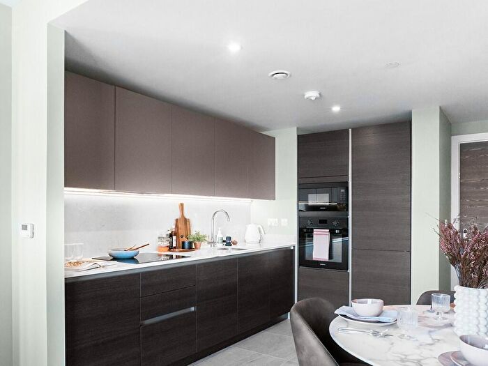 2 Bedroom Apartment To Rent In Broad Street, Birmingham, B15