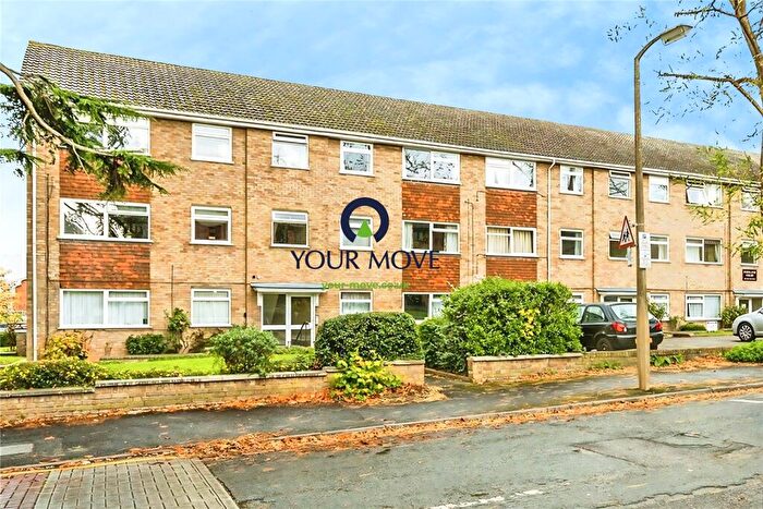 2 Bedroom Flat To Rent In Grove Road, Sutton, SM1