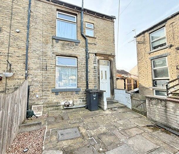 1 Bedroom Property To Rent In Sculptor Place, Brighouse, HD6