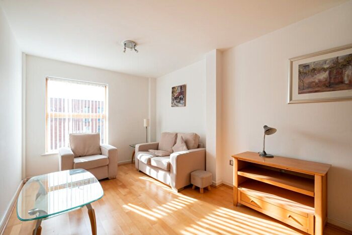 1 Bedroom Flat To Rent In Claribel Road, London, SW9