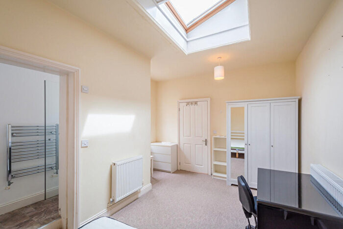 2 Bedroom Flat To Rent In Barton Buildings, Bath, BA1