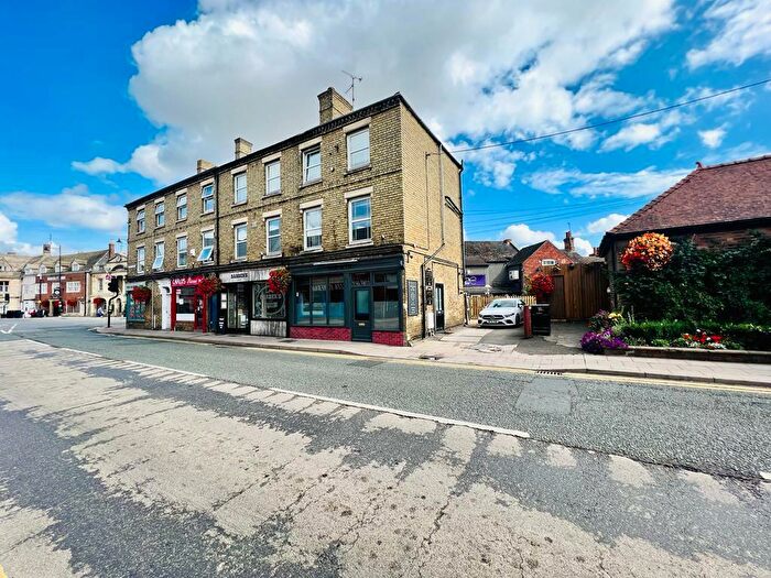 2 Bedroom Commercial Property To Rent In South Street, Bourne, PE10