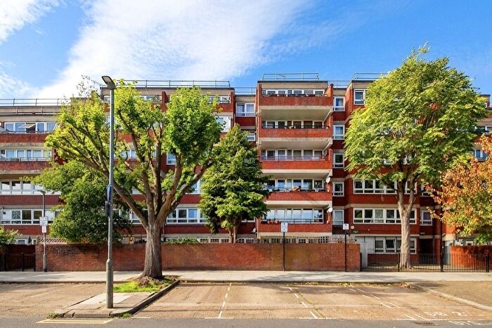 4 Bedroom Flat For Sale In Bullen Street, London, SW11