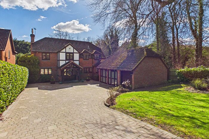 5 Bedroom Detached House For Sale In Haywood Drive, Felden, HP3