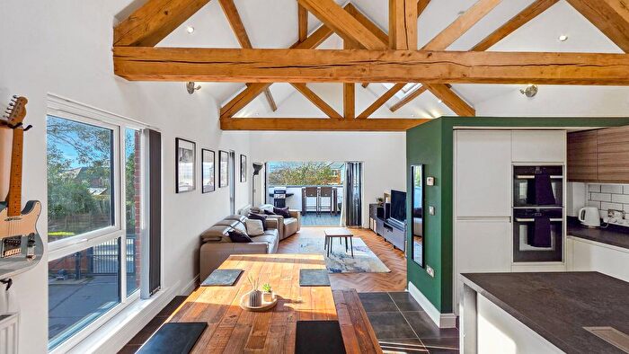 3 Bedroom Semi-detached House For Sale In Chaddock Hall Drive, Worsley, M28