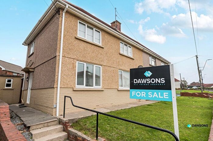 3 Bedroom Semi-detached House For Sale In Lewis Crescent, Llanelli, SA14