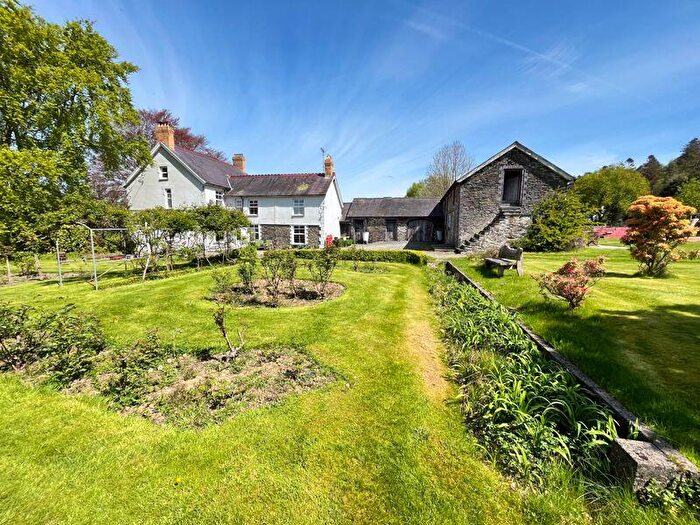 5 Bedroom Property For Sale In Dolcoed, Carmarthen Road, Newcastle Emlyn, SA38