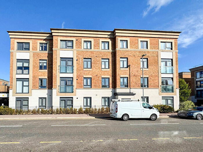 2 Bedroom Apartment To Rent In Mill Road, Hertford, SG14