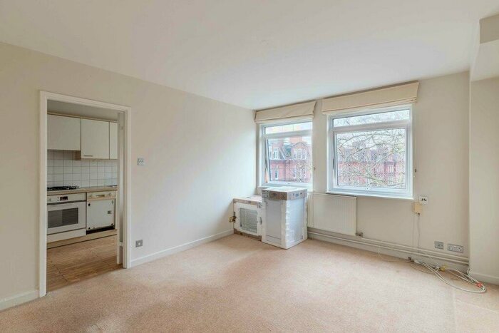 1 Bedroom Flat To Rent In Elm Park Gardens, Chelsea, SW10