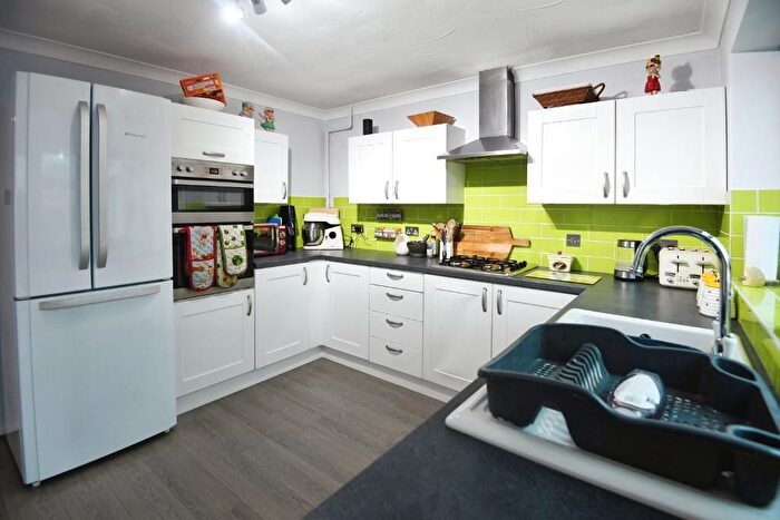 3 Bedroom Detached Bungalow For Sale In Pendula Road, Wisbech, Cambridgeshire, PE13