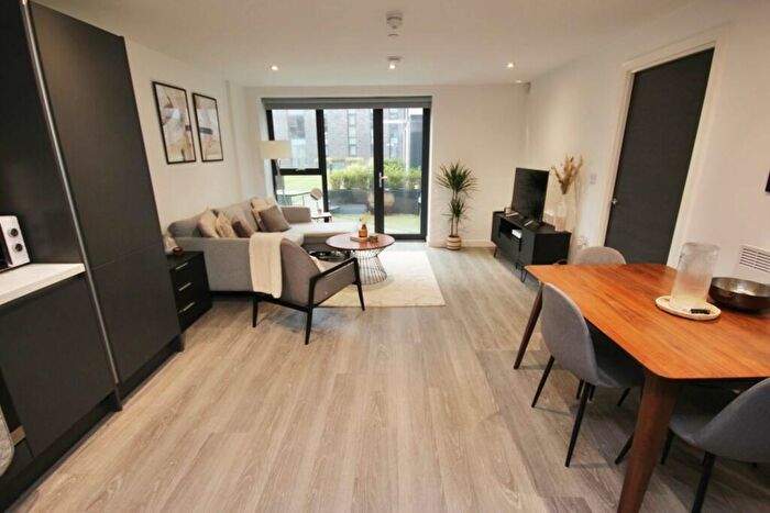 1 Bedroom Apartment For Sale In Woden Street, Salford, M5