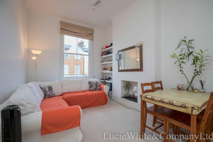 1 Bedroom Flat To Rent In Kilmarsh Road, London, W6