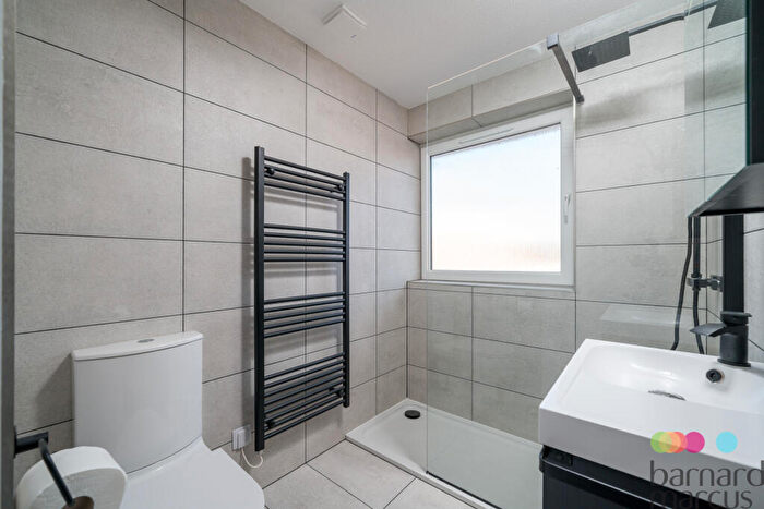 4 Bedroom Town House To Rent In Oxford Gardens, London, N20