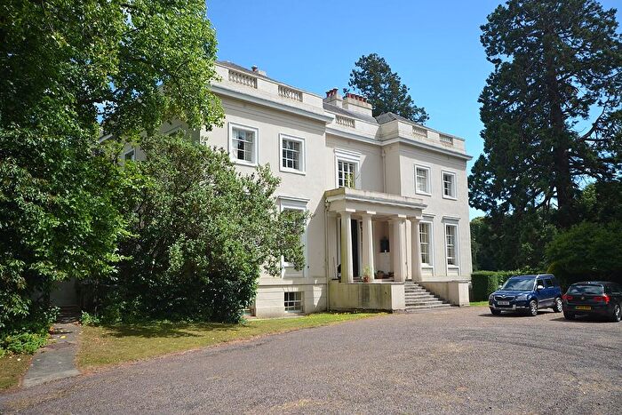 2 Bedroom Flat For Sale In Kenn, Exeter, EX6