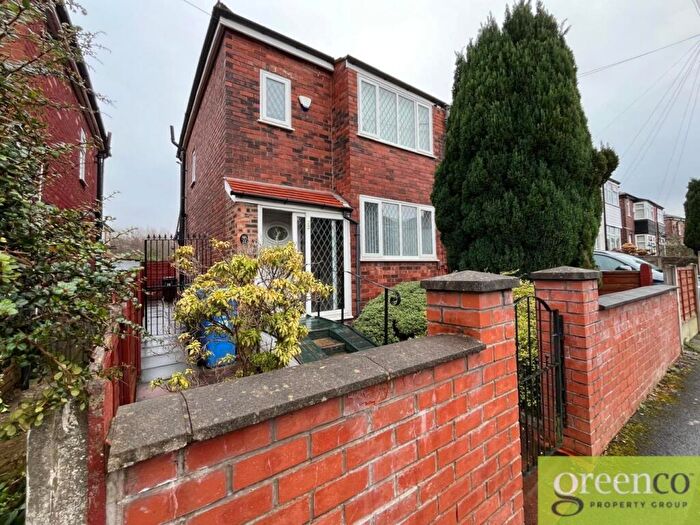 3 Bedroom Detached House To Rent In Ansdell Drive, Droylsden, Tameside, M43