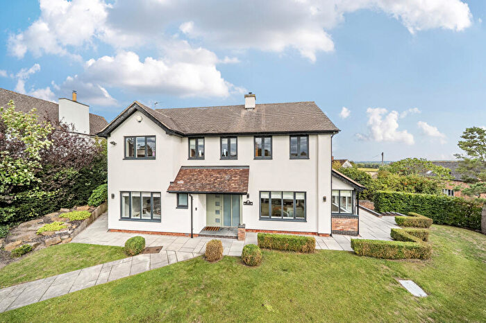 5 Bedroom Detached House For Sale In Snitterfield Lane, Norton Lindsey, CV35